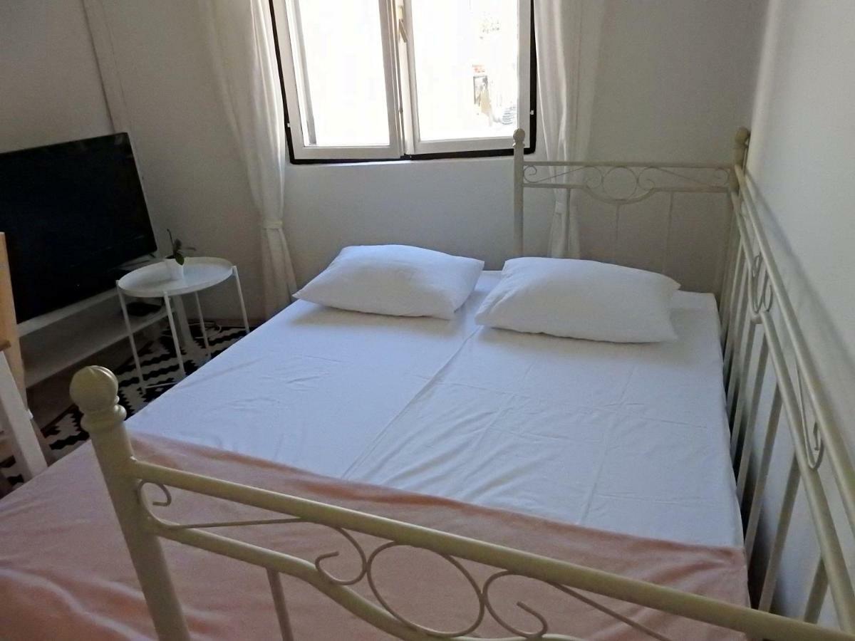 Apartment Antonela Slatine Eksteriør bilde