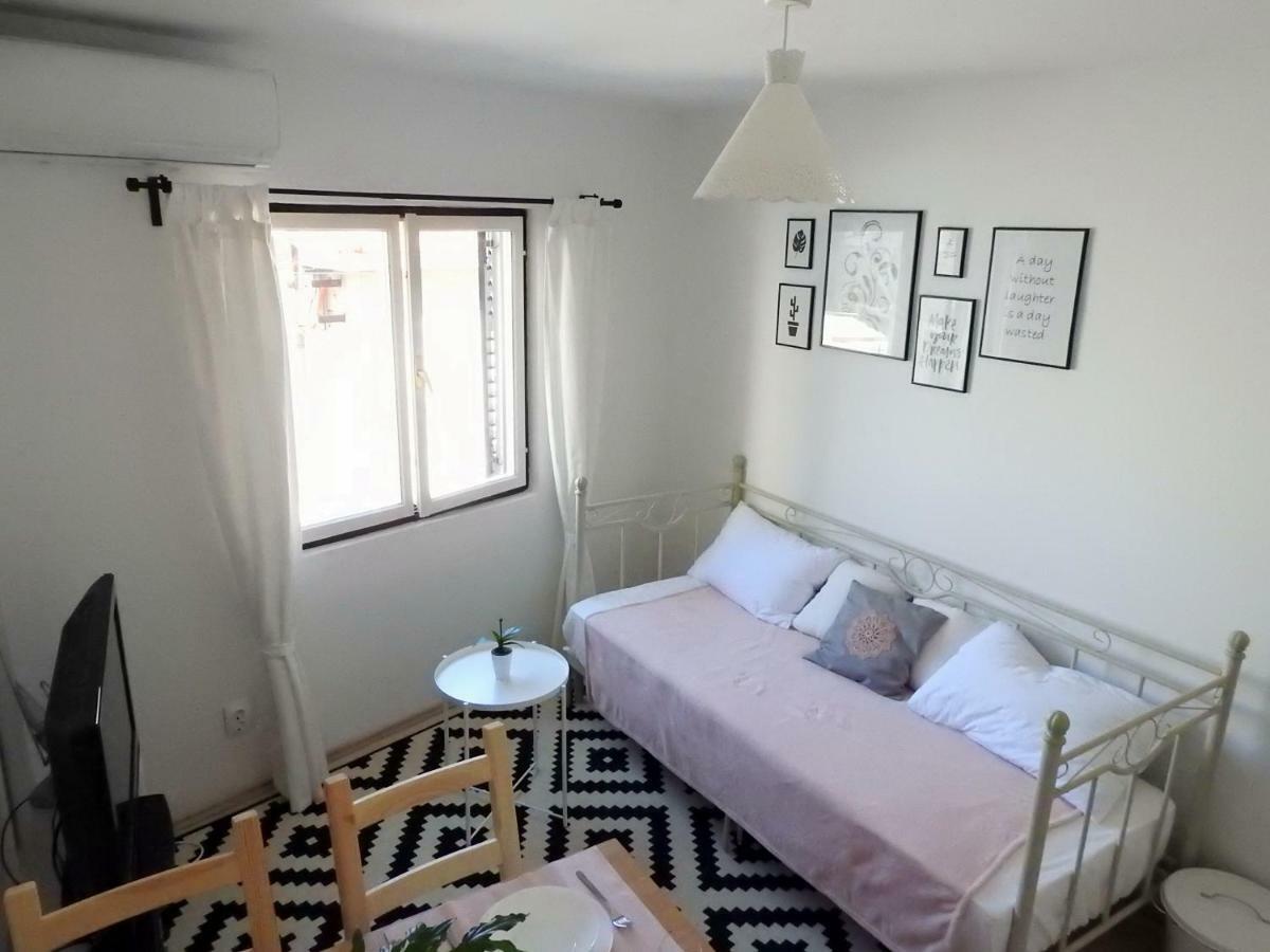 Apartment Antonela Slatine Eksteriør bilde