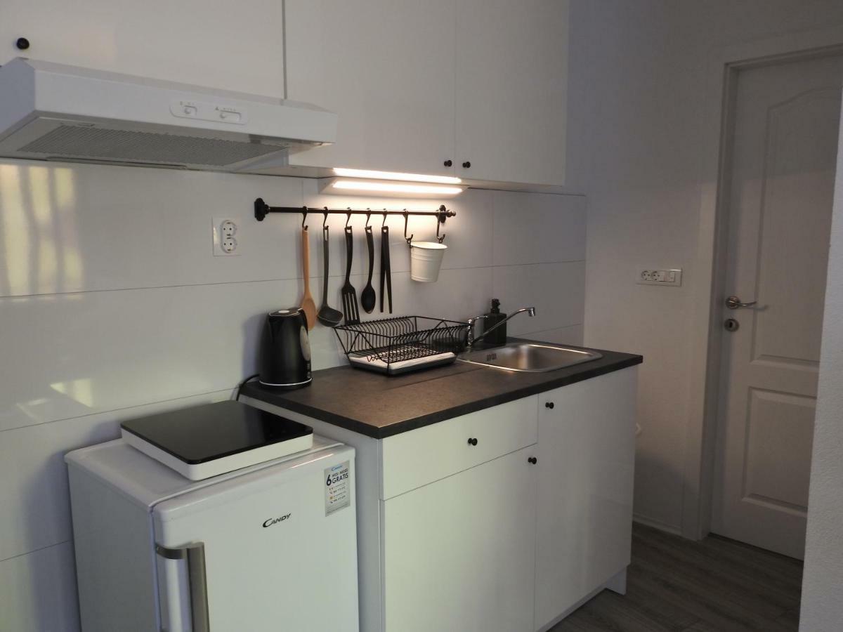Apartment Antonela Slatine Eksteriør bilde
